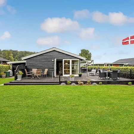 Awesome Home In Bjert With Wifi Abjerg