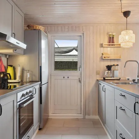 Awesome Home In Bjert With Wifi *
