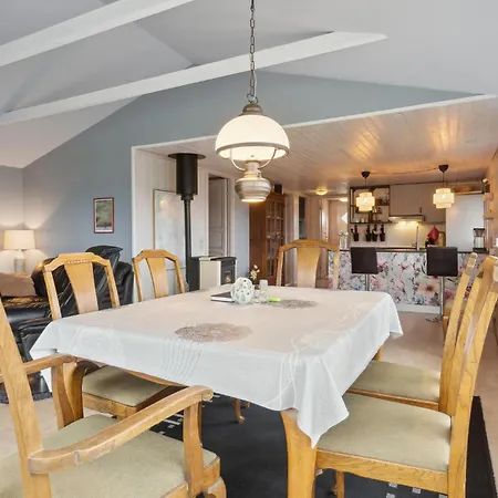 Awesome Home In Bjert With Wifi